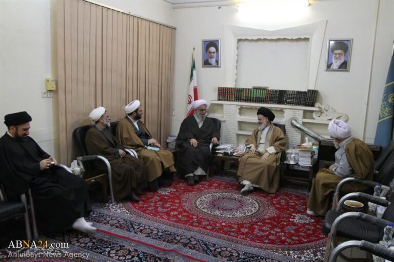 دیدار دبیرکل مجمع جهانی اهل بیت(ع) و هیئت همراه با آیت الله حسینی بوشهری