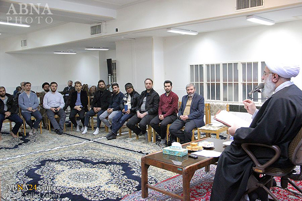 Photos: ABNA personnel meet with Ayatollah Ramazani