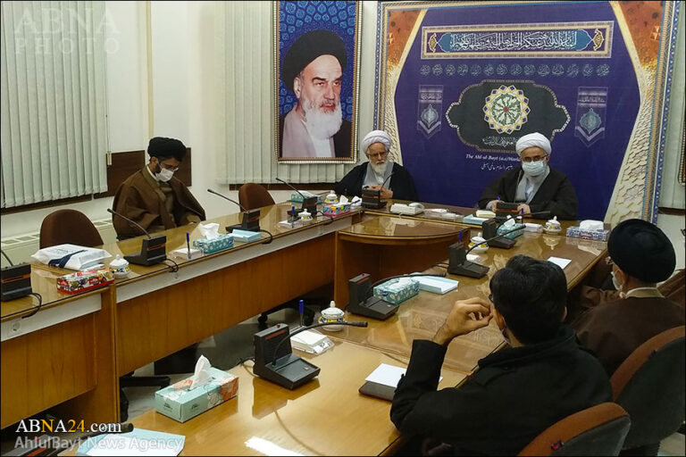 Photos: Members of I’tikaf headquarters meet with Ayatollah Ramazani