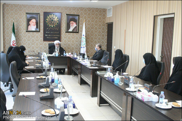 عکس خبری؛دیدار آیت الله رمضانی با بانوان شاغل در مجمع جهانی اهل بیت(ع)