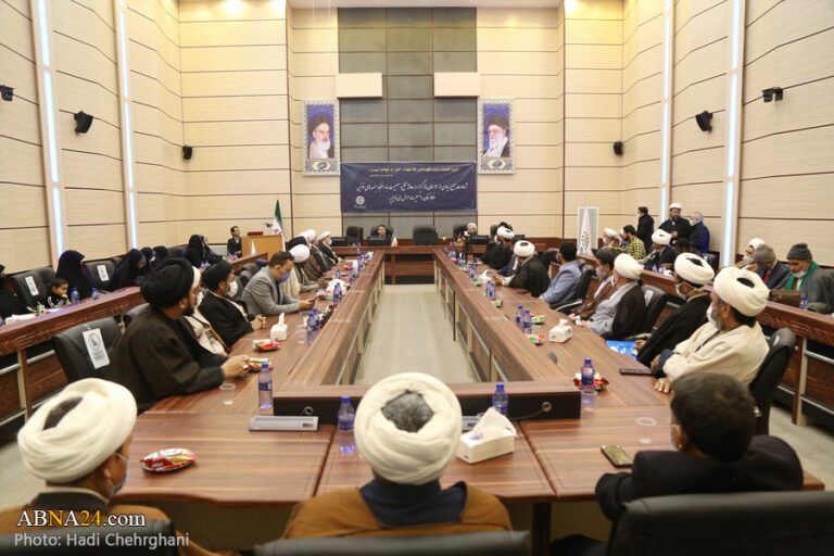 گزارش تصویری/ همایش گرامیداشت شهدای نماز جمعه افغانستان
