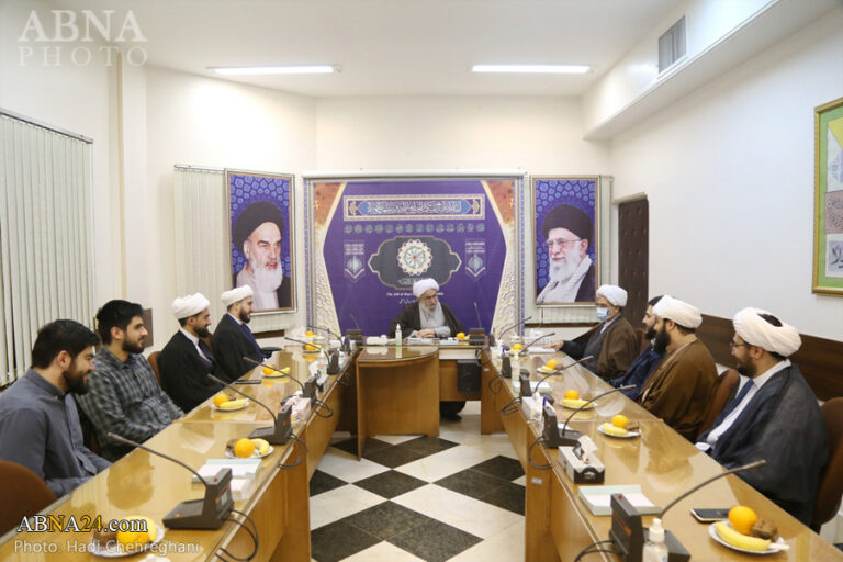 گزارش تصویری/ دیدار جمعی از طلاب آلمانی مقیم قم با دبیرکل مجمع جهانی اهل بیت(ع)