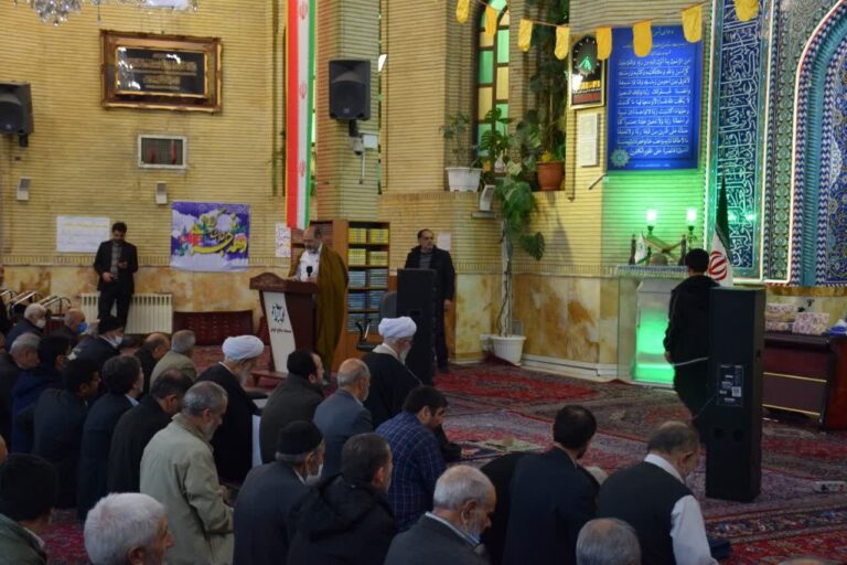 عکس خبری/ گرامیداشت سالروز پیروزی شکوهمند انقلاب اسلامی با حضور آیت الله رمضانی