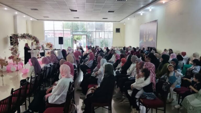 برعاية المجمع العالمي لأهل البيت (ع) اقيم حفل تكليف الفتيات البالغات في مدينة “مارنولي” الجورجية+(صور)