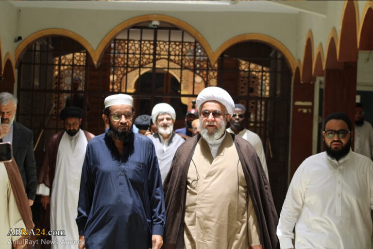 عکس خبری/ بازدید آیت الله رمضانی از جامعه بنوریه اهل سنت کراچی