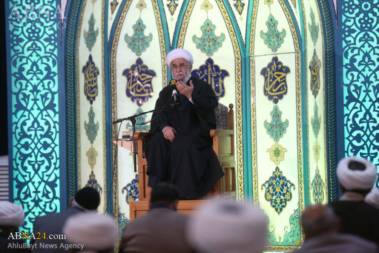 گزارش تصویری | مراسم عزاداری شهادت حضرت زهرا(س) با سخنرانی آیت الله رمضانی در قم
