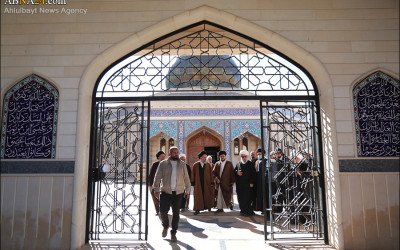 عکس خبری/ زیارت بارگاه سیده خوله و مقبره شهید سید عباس موسوی توسط آیت‌الله رمضانی