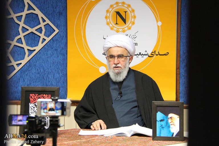 تقرير مصور / أمين عام المجمع العالمي لأهل البيت (ع) يلقي كلمة بمناسبة الايام “الفاطمية”