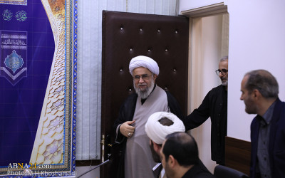 گزارش تصویری | دیدار جمعی از پزشکان عراقی با آیت‌الله رمضانی