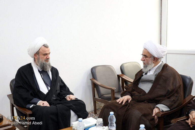 Photos: Secretary-General of AhlulBayt World Assembly Meets with Ayatollah Hadavi Tehrani