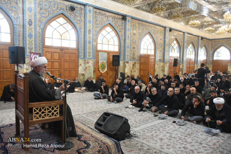 مراسم عزاداری صبح روز سوم ماه محرم با سخنرانی آیت‌الله رمضانی