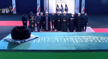 Video: Farewell of Ayatollah Ramazani to Martyred Leader