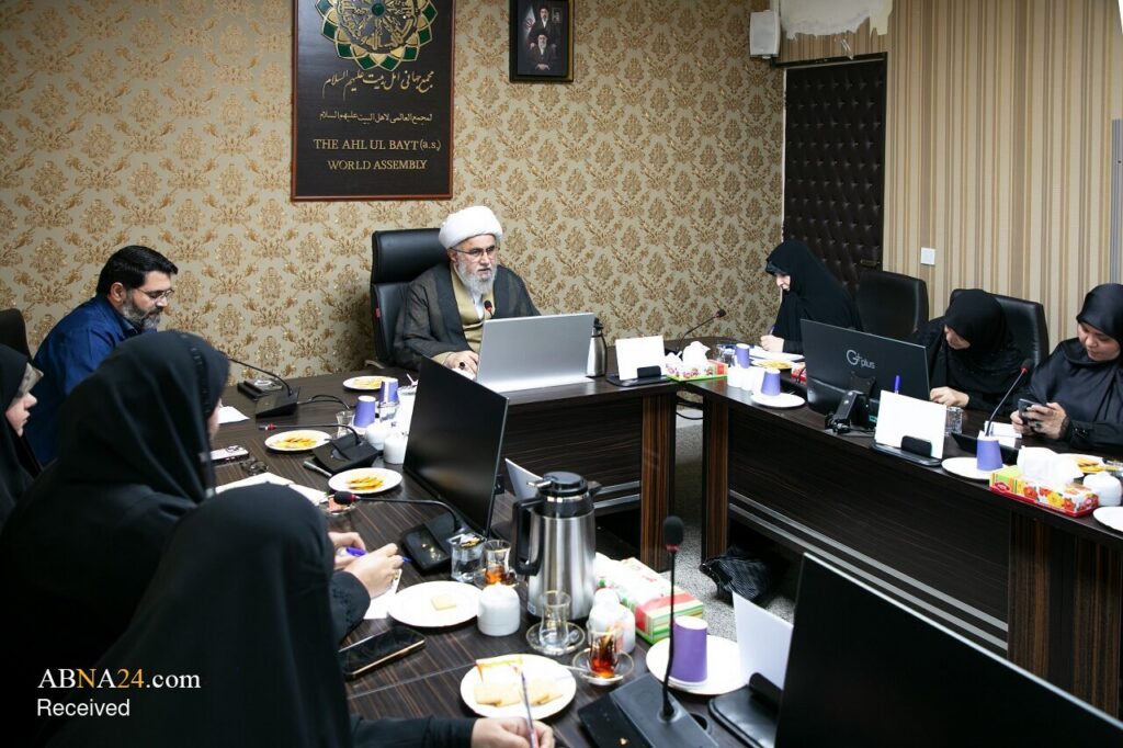 Photos: Delegation of “Women of Resistance and Virtue Front in Iraq” meet with Secretary-General of AhlulBayt World Assembly